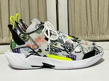 1円イチスタ【us12/30cm/限定】ナイキ NIKE ジョーダン ワイノット ゼロ 4 PF ホワイト/ボルト　Jordan Why Not Zer0.4 Graffiti_画像4