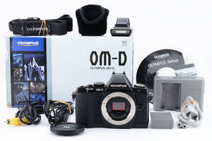 Olympus OM-D E-M5 16.1 MP ミラーレス カメラ ブラック シャッター回数184 箱 FL-LM2 フラッシュ ストロボ付き オリンパス 261