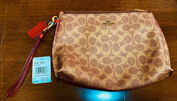 新品 未使用 COACH コーチ クラッチバック セカンドバッグ のり染み有り ブラウン