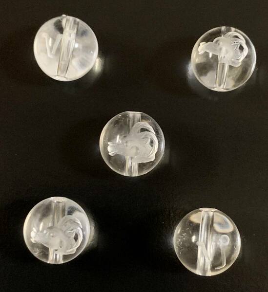 天然石彫り水晶12星座（やぎ座）10mm玉　5粒セット