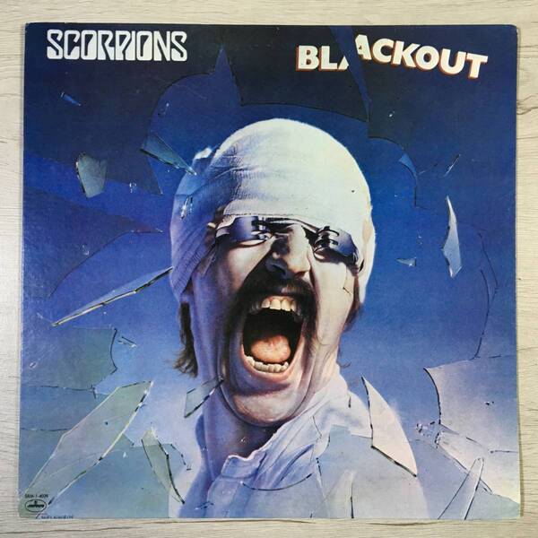 SCORPIONS BLACKOUT TAIWAN 台湾盤 RED LABEL