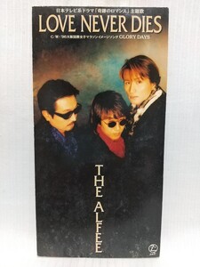 LOVE NEVER DIES・GLORY DAYS●歌手：THE ALFEE　発売：ポニーキャニオン　1996年　桜井賢・坂崎幸之助・高見沢俊彦