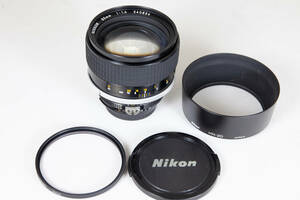 美品 ニコン Nikon ニッコール NIKKOR 85mm F1.4 Ai-S 