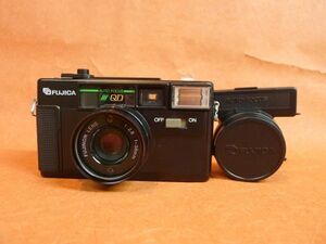 j198 ジャンク FUJICA AUTO-7QD コンパクト フィルム カメラ Size：幅約13.5㎝ 高さ約8㎝ 奥行約6.5㎝/60