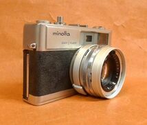 j135 MINOLTA Hi-MATIC9 1:1.7 f＝45ｍｍ フィルムカメラ レンジファインダー サイズ：約 幅13.5×高さ8.5×奥行7.5ｃｍ /60_画像3