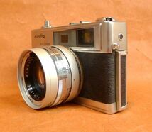 j135 MINOLTA Hi-MATIC9 1:1.7 f＝45ｍｍ フィルムカメラ レンジファインダー サイズ：約 幅13.5×高さ8.5×奥行7.5ｃｍ /60_画像2
