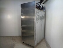 ※◆CJ0301 | 縦型4面冷凍冷蔵庫(2凍2蔵) 2019年製 ARD-122PM-D フクシマ 3相200V W1200XD800XH1920mm 業務用 中古_画像6