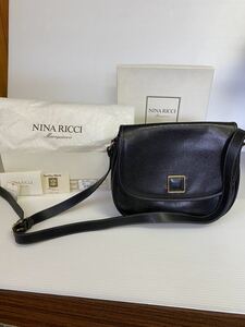 ニナリッチ　NINA RICCI ショルダーバッグ ブラック レザー 箱付き