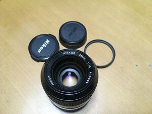 Nikon NIKKOR 35mm 1:1.4 レンズ　送料込み