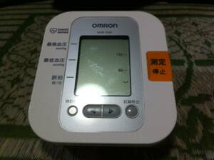 オムロン HEM-7200 自動血圧計 本体のみ