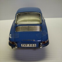 CMC 1/18 ポルシェ Porsche 901 ,1964 SportCoupe No. Ｍ−067D ブルー ダイキャストミニカー_画像9