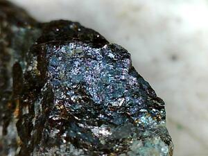 国産鉱物　奈良県　三尾鉱山　　斑銅鉱　ボーナイト　青紫の結晶　レア　定型外発送