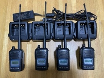 アイコム IC-D50 デジタル簡易無線機（中古）登録局 4台セット 充電器付_画像1