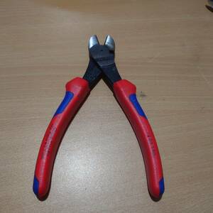 [中古美品、ほぼ未使用]　KNIPEX(クニペックス) 強力型ニッパー 180mm 7402-180 　100円スタート 