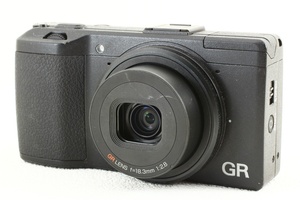 美品◆RICOH リコー GR◆1620万画素 デジタルカメラ/A2279