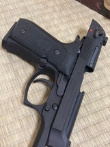 マルシン ベレッタ M92F CQB ブラック HW モデルガン ヘビーウェイト カートリッジ５発付_画像6