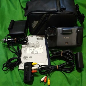 SHARP VL-DC1 デジタルビデオカメラ MiniDV 通電確認済み ジャンク 管理番号S-1(HI2)