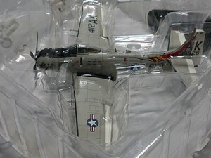 1/72 ホビーマスター ダグラス A-1Hスカイレイダー アメリカ海軍 第176攻撃飛行隊「サンダーボルツ」 空母イントレピッド搭載 66年 HA2917