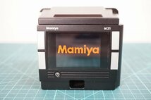 [NZ] [G943560] Mamiya マミヤ M31 デジタルバック 専用ケーブル、バッテリー、DC-LCDバッテリーチャージャー、専用ハードケース付き_画像2