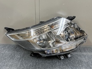 ノア(Si)/エスクァイア ZRR80/ZRR85 ZWR80 前期 LED 純正 右ヘッドライト/右ヘッドランプ ICHIKOH 28-227 [E] ▼30840/C2/い