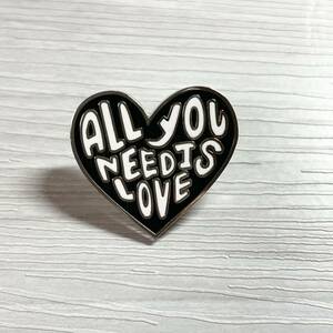 【ピンバッジ】ビートルズ All You Need Is Love 愛こそはすべて