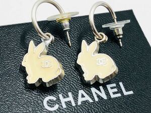 1円〜 CHANEL シャネル シルバーメタル うさぎ ラビット ココマーク スイングピアス ユラユラ 銀 可愛い 高級感 ラグジュアリー A426