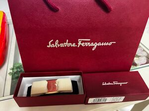 フェラガモ Salvatore Ferragamo 髪留め バレッタ