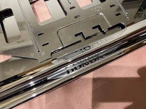 ホンダ純正　ナンバーフレーム　中古　NEWデザイン　２１