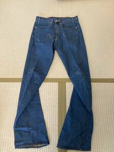 美品　levis RED リーバイスレッド 2001SS　INSPIRE-UNINSPIRE/ インスパイア-アンインスパイア ブーツカットデニム