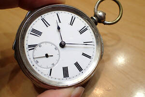 1800年代後半？ メーカー不明 ハンターケース ◆銀無垢/銀製 カギ巻き式/上級ムーブメント 手巻きアンティーク懐中時計