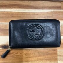 ①GUCCI グッチ ファスナー 長財布　ウォレット _画像2