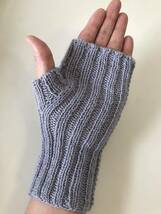 手編み☆オパール毛糸の指なし手袋　_画像2