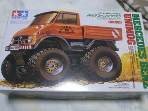 未組み立てミニ四駆　メルセデスベンツ　ウニモグ　田宮　TAMIYA　UNIMOG　4950344060535　1/32ミニ4駆シリーズ　MERCEDES BENZ　