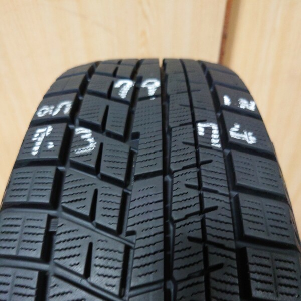 （中古40）ヨコハマ iceGUARD iG60 185/65R15 88Q 17年製 IN・OUTあり　