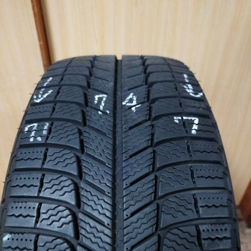 （中古57）ミシュラン X-ICE XI3 ZP 225/55R17 97H 17年製　ローテーションあり　MICHELIN XI3 MADE IN ITALY 