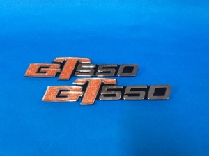 *新品ネコポス 訳あり品　GT550 サイドカバー エンブレム 2個セット (SC-E-GT550-2)