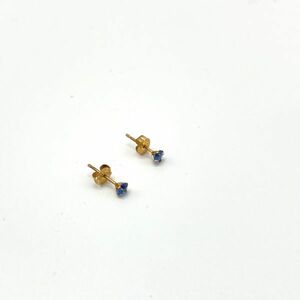 fi50542 サファイヤ 小粒 ピアス K18 金具 18金 シンプル デザイン ブルー 宝石 アクセサリー