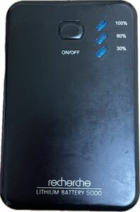 【中古品】モバイルバッテリー 携帯充電器 残量3段階表示【規格】USB A×2個（1.0A、0.5A）【容量】5000mAh