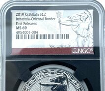 1円スタート 準最高鑑定 2019年 イギリス NGC MS69 銀貨 ブリタニア 2ポンド 1オンス オリエンタルボーダー 英国 モダンコイン_画像3