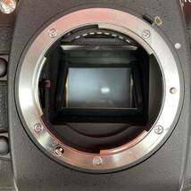 □ Nikon D700 FX ボディ デジタル一眼レフカメラ 動作確認済 シャッター、フラッシュOK バッテリー 充電器 説明書 ニコン_画像8