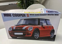 MINI COOPER S プラモデル　ミニクーパーS ジョンクーパーワークス　未組立　未使用　箱ヘコミあり_画像1