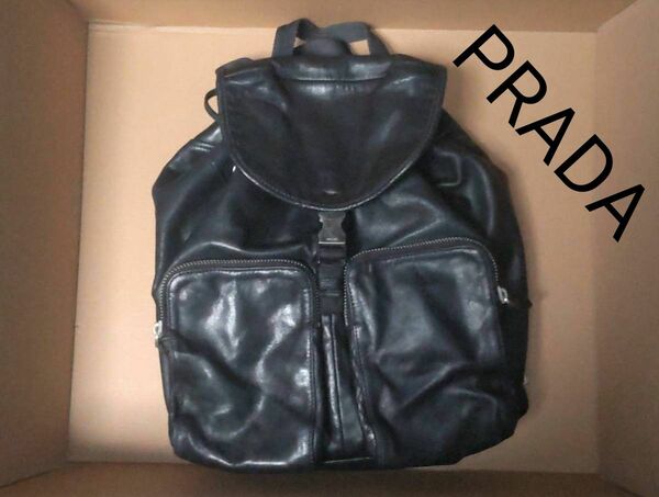 メンズ PRADA レザー リュック デイパック プラダ 本革 バッグ 最高級品 リュックサック アクセサリー 鞄 皮 黒 レア