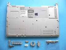 Panasonic CF-SX4 ボトムと周辺部品 【I/F基板,HDDケーブル、マウンタ、各プラスチック部品,ネジ、ゴム足】_画像5