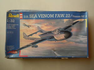 レベル Revell 1/32 D.H. SEA VENOMFAW.22/VenomNF.3 デ・ハビランド シーベノム 箱に難あり