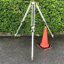 ニ清e688 TOPCON/トプコン 【アルミ】 測量機器用三脚 トライポッド■平置伸長(1630～1010mm) 三角平台座140mm ネジ外径(実測)φ35mm_画像2