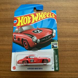 ホットウィール Hot Wheels ベーシック　メルセデスベンツ　300SL ミニカー