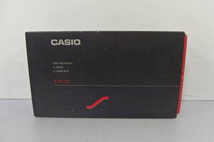 ◆未使用 CASIO(カシオ) 小型軽量 名刺サイズ デジタルカメラ EXILIM EX-S1 シルバー ウェアラブルカードカメラ 光学ファインダー搭載