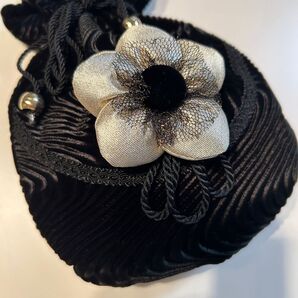 超美品!!★IZUKAYA★ポシェット★波形型押しベルベット