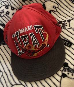 超激レアキャップ【NEW ERA ニューエラ／NBA MIAMI HEAT マイアミヒート】MARVEL 9FIFTY 帽子CAP/SMALL-MEDIUMサイズ/ユニセックス仕様