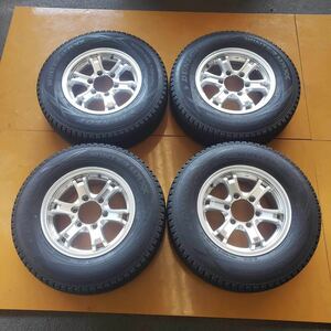 【6063】★【送料無料】★ 195/80R15 107/105L LT DUNLOP WINTERMAXX SV01、4本セットバリ山2019年15X6J ＋33PCD139.7 ハイエース